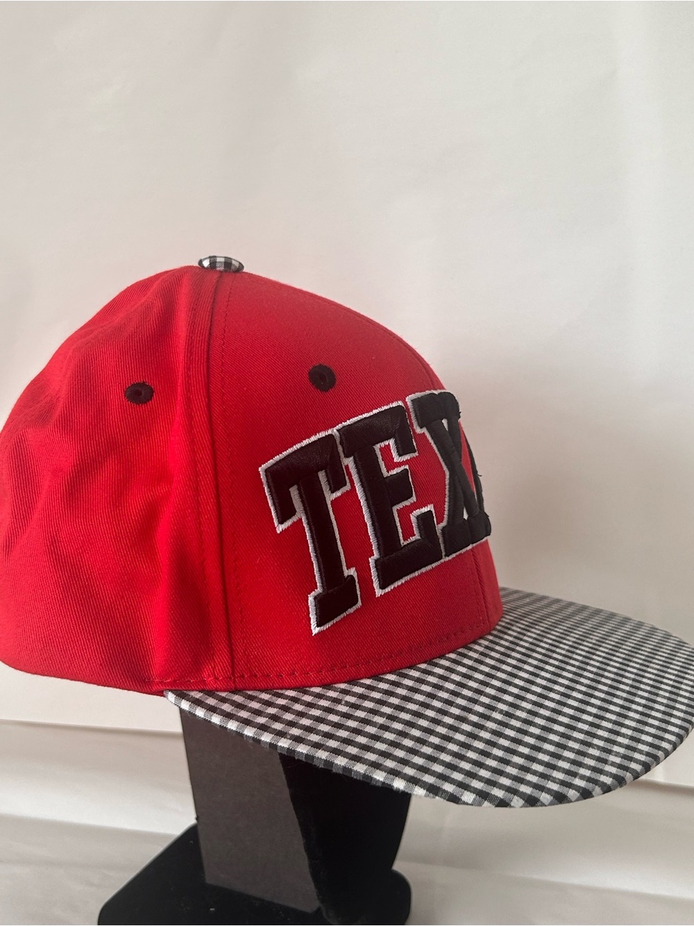 Red TEXAS Baseball Cap with Black & White Check Brim - Picture 3 of 7